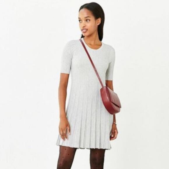 Urban Outfitters Cooperative Grace Swingy Sweater Dress Women’s Size XS Gray - Picture 7 of 13